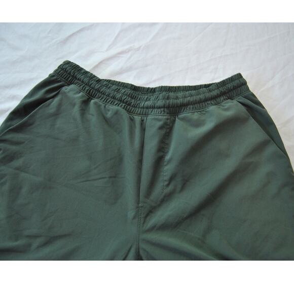 Lululemon Green Athletic Shorts Large - Picture 4 of 13